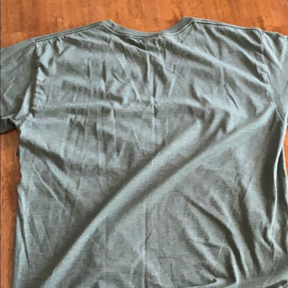 Volcom T-Shirt - Picture 3 of 3